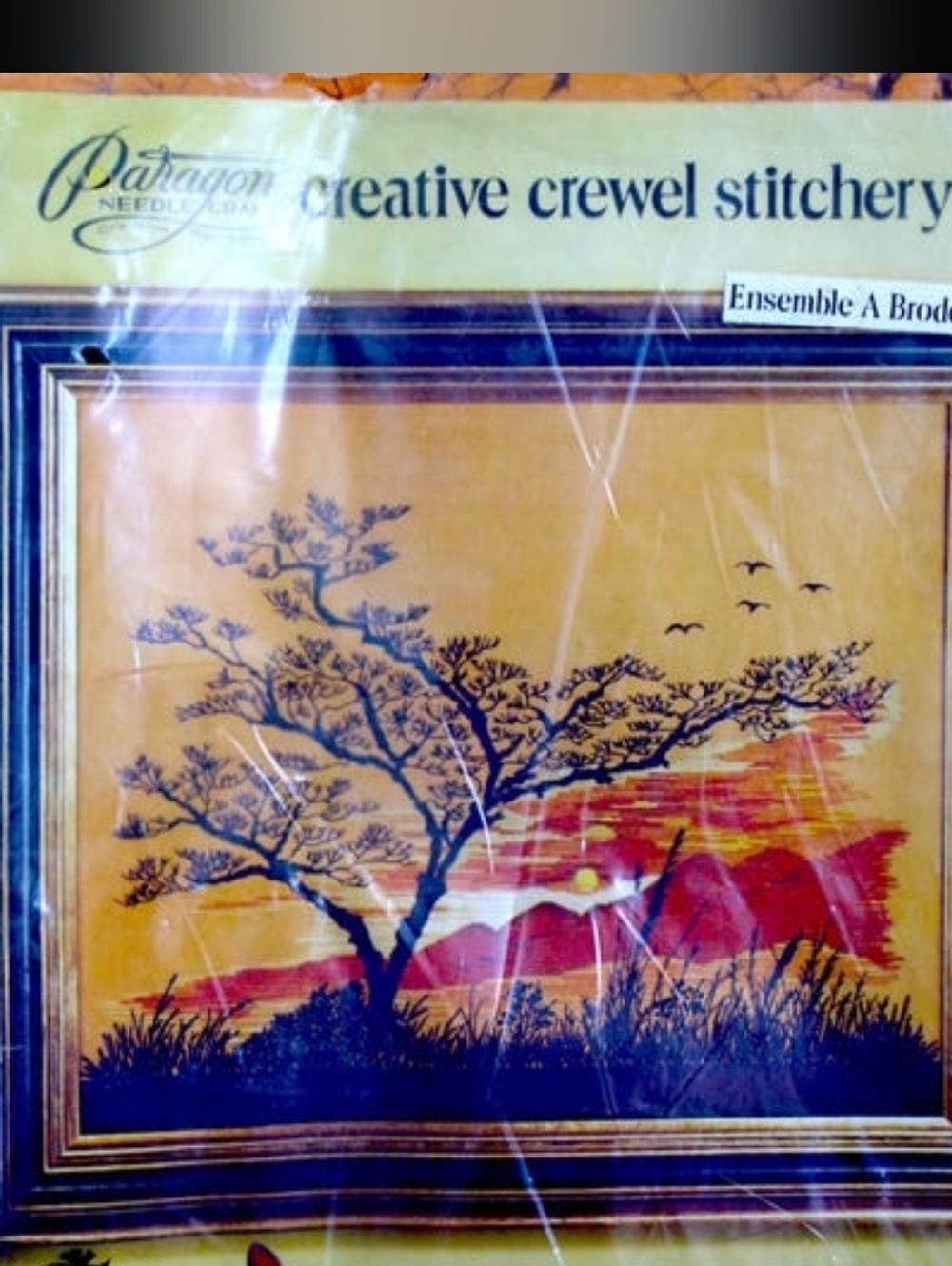 Vintage 1975 Paragon Needlecraft Crewel Stitchery Craft kit New In Plastic sunse
